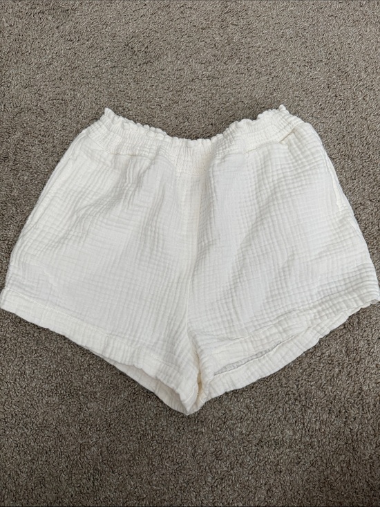 Billabong Pants - Billabong White High-Waist Gauze Pull-On Shorts